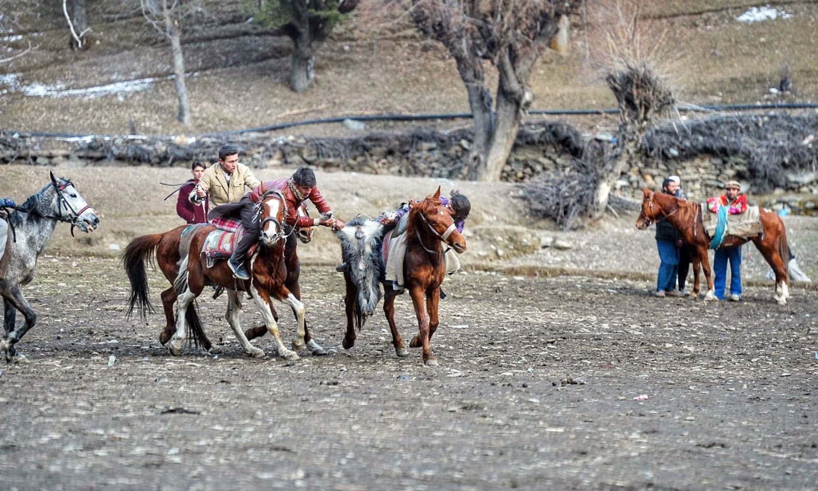 شیخاندہ کا مقام پہلی مرتبہ سیاحوں کے لیے کھول دیا گیا جہاں بزکشی کے مقابلے ہوئے&mdash;فوٹو:محکمہ سیاحت