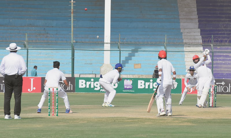NORTHERN&rsquo;S centurion Faizan Riaz takes the aerial route against Central Punjab spinner Zafar Gohar during the Quaid-e-Azam Trophy final at the National Stadium on Friday.
&mdash;Tahir Jamal/White Star