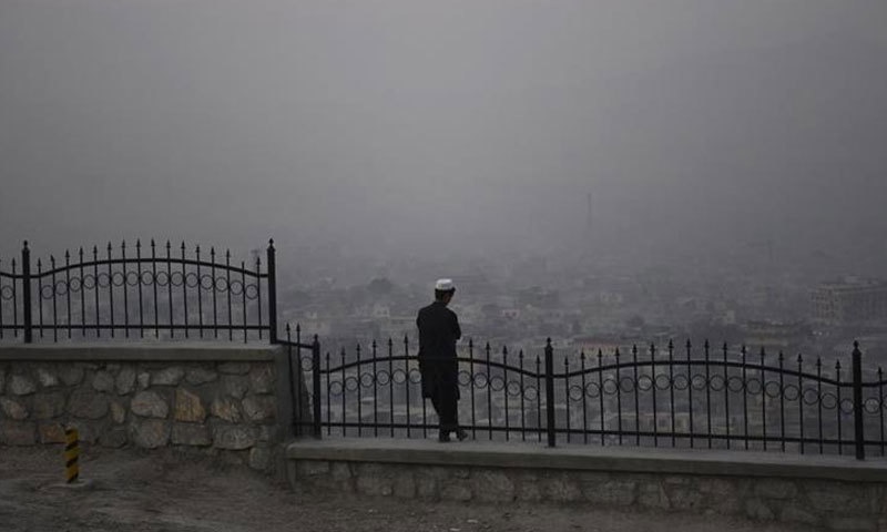 رپورٹ کے مطابق افغانستان میں فضائی آلودگی سے 8 ہزار سے زائد افراد متاثر ہوئے—فائل/فوٹو:اے ایف پی رپورٹ کے مطابق افغانستان میں فضائی آلودگی سے 8 ہزار سے زائد افراد متاثر ہوئے—فائل/فوٹو:اے ایف پی