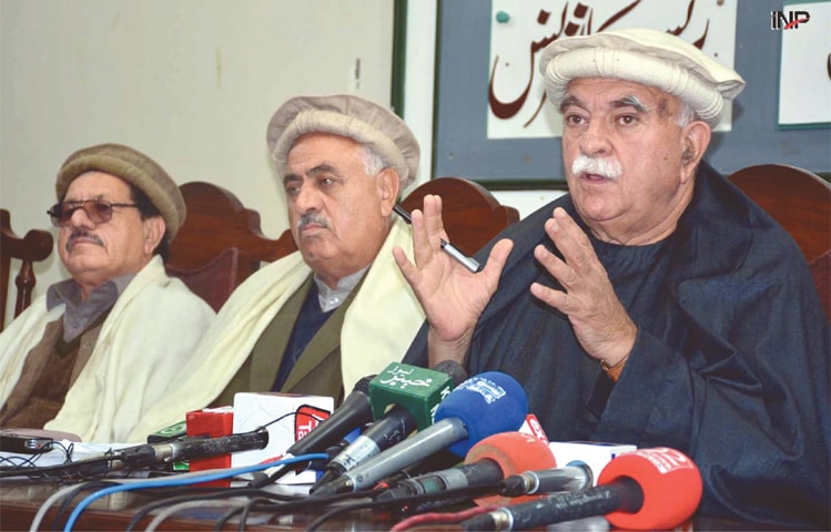 Pakhtunkhwa Milli Awami Party chief Mehmood Khan Achakzai addressing a press conference on Sunday.—INP