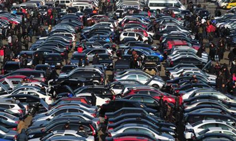 Pakistan’s auto sector continued to show dismal performance during the first seven months of 2019-20 with cars sales plunging by 44 per cent year-on-year, reported the data released by Pakistan Automotive Manufacturers Association. — Reuters/File