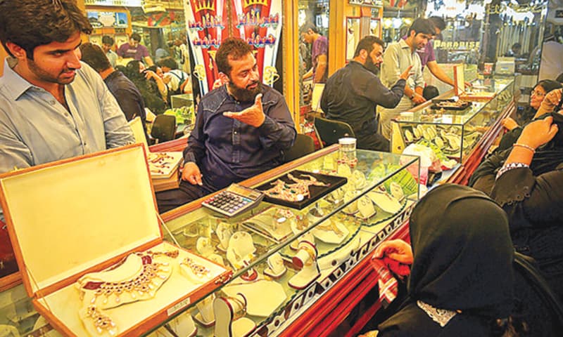 Jewellery dealers are facing low turnout of buyers due to skyrocketing yellow-metal prices.