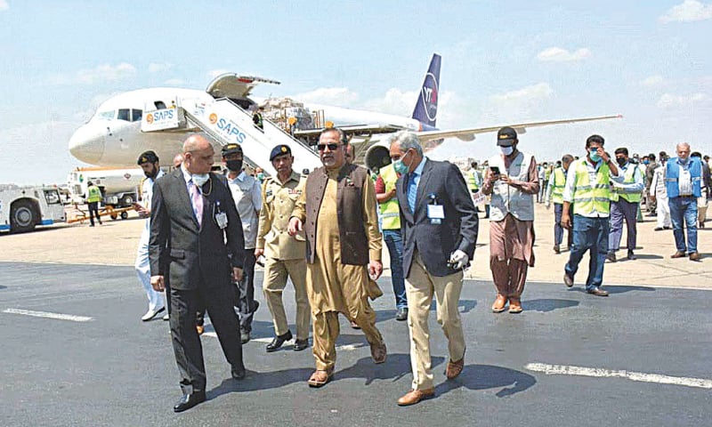 Governor Ismail receives the medical supplies at the airport on Friday.—APP