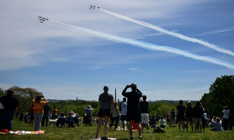 The US Navy Blue Angels and US Air Force Thunderbirds fly over the Washington area. &mdash; AFP
