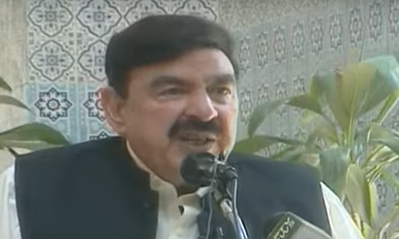 Railway Minister Sheikh Rashid addresses the media in Lahore. — DawnNewsTV