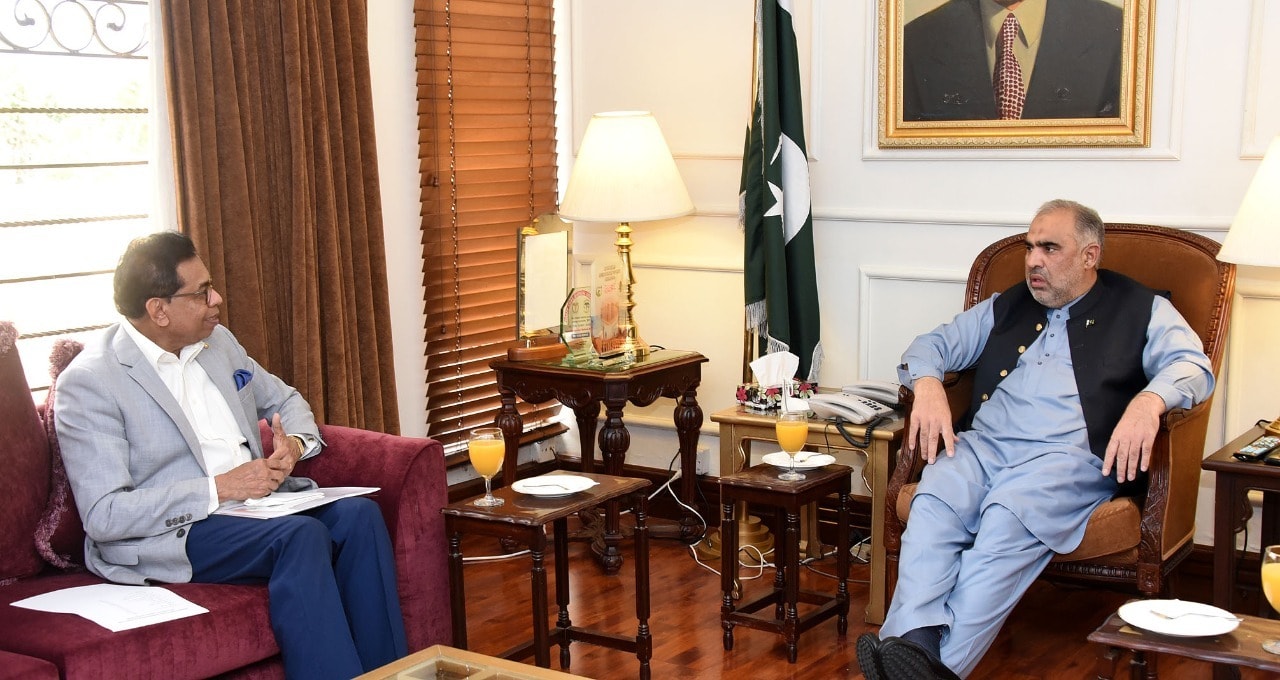 NA Speaker Asad Qaiser meeting WHO Representative in Pakistan Dr Palitha Gunarathna Mahipala. — via NA speaker's office
