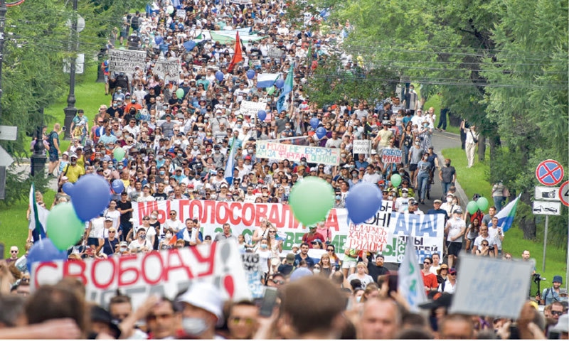 Khabarovsk: People hold various posters during an unsanctioned protest in support of former governor Sergei Furgal 
on Saturday. &mdash; AP