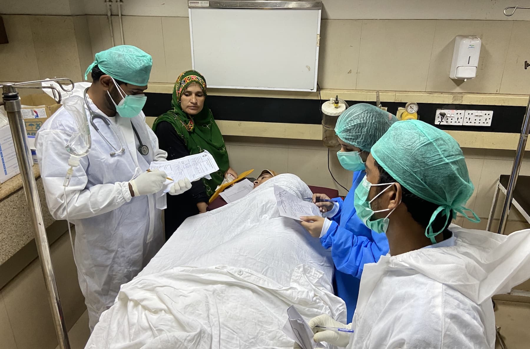 An average day at the Jinnah Postgraduate Medical Centre (JPMC) where the daily patient volume is around 2,000 to 2,500. — Photo by Rabia Bugti