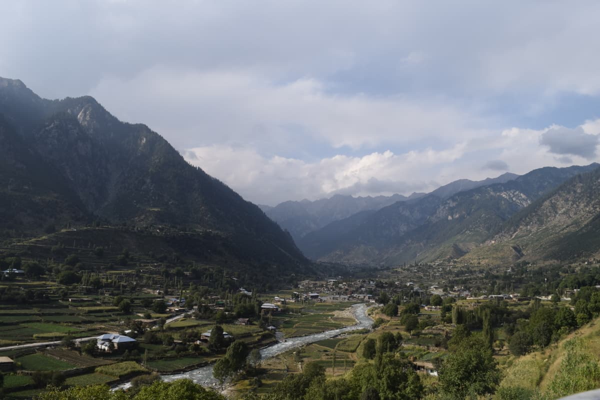 View of a valley on the way.