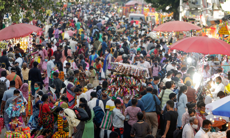 People crowd a market place for Diwali festival shopping in Mumbai, India on November 12, 2020. &mdash; AP