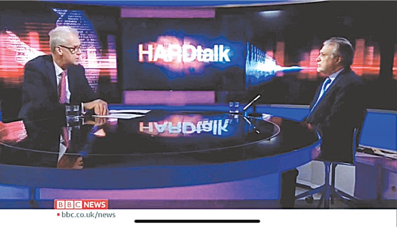 STEPHEN Sackur in conversation with PML-N leader Ishaq Dar.