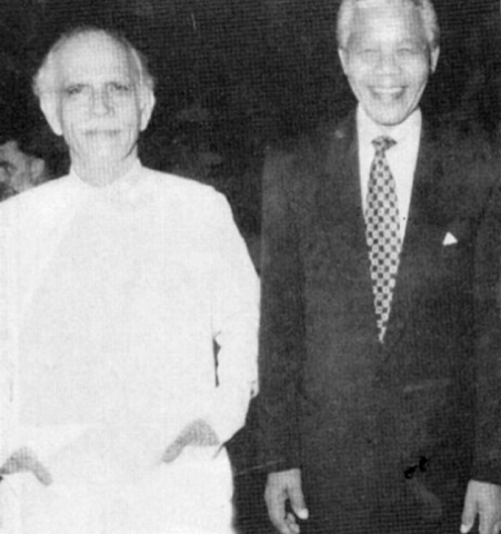 SARDAR Sherbaz Khan Mazari with Nelson Mandela.
