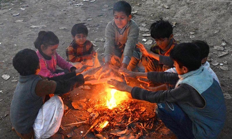 The increased intensity of the &lsquo;Siberian high&rsquo; caused a sudden drop in Karachi's temperature on Saturday. &mdash; APP/File