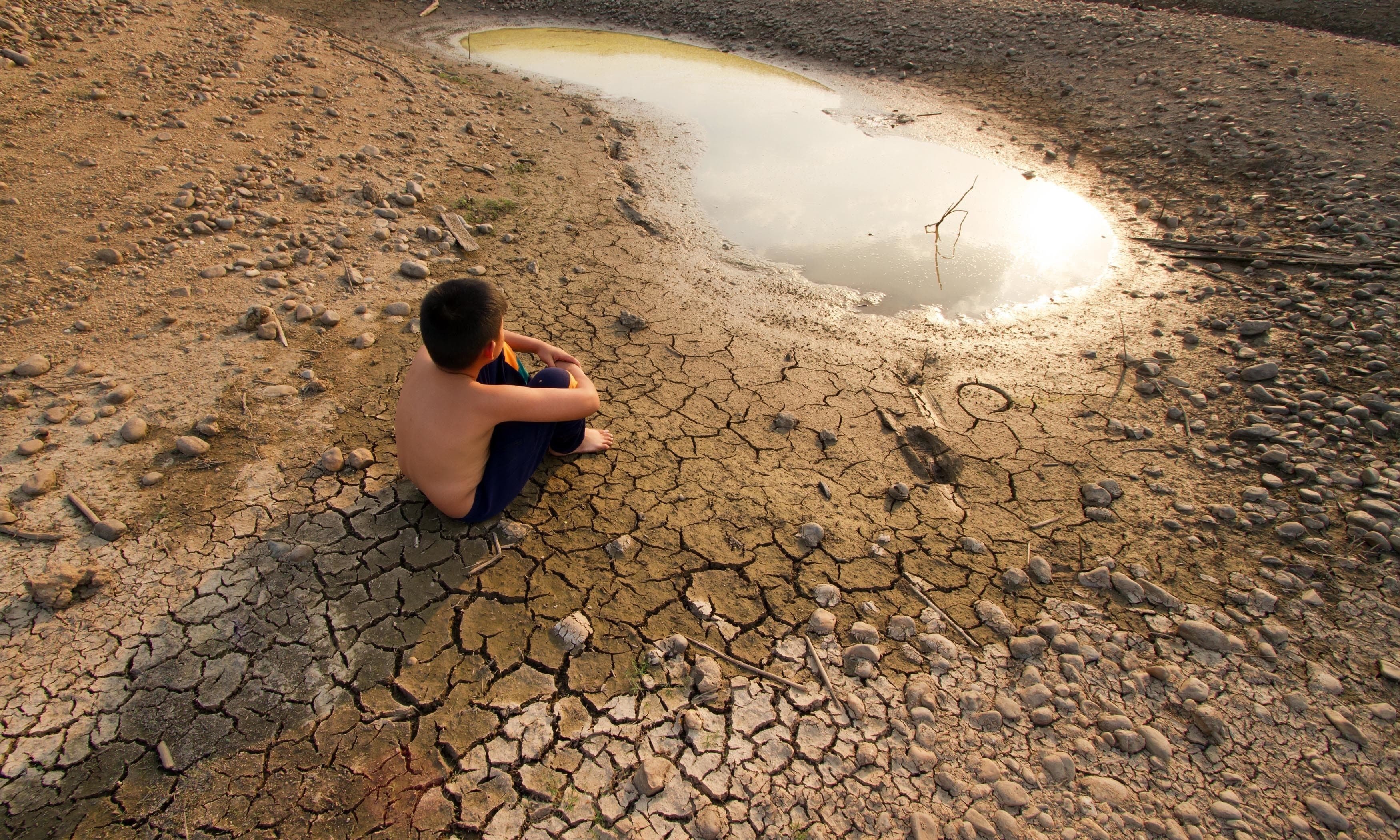 Near-surface air temperatures have increased on average around the world just over one degree Celsius since the mid-19th century. &mdash; Shutterstock/File