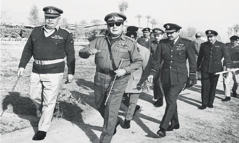 Yahya Khan (centre) with Lt Gen Abdul Hamid Khan (left) and Air Marshal Abdul Rahim Khan (right) in East Pakistan | Dawn file photo