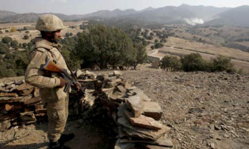 Sources said that the security forces launched an operation after receiving information about the presence of a militant commander in Mossaki village. — File photo