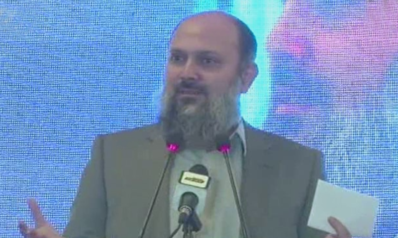 Balochistan Chief Min&shy;ister Jam Kamal Khan Alyani has said that his government is providing maximum funds to members of the opposition parties. &mdash; DawnNews TV /File