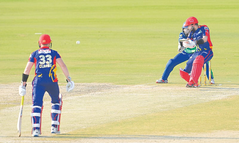 KARACHI: Karachi Kings opener Babar Azam cuts during his unbeaten innings of 90 against Multan Sultans in their HBL Pakistan Super League 6 match at the National Stadium on Saturday. — Tahir Jamal/White Star