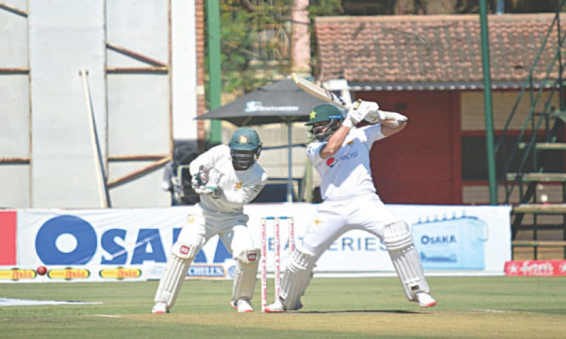 Zimbabwe claw back after Azhar, Abid strike tons - Newspaper - DAWN.COM