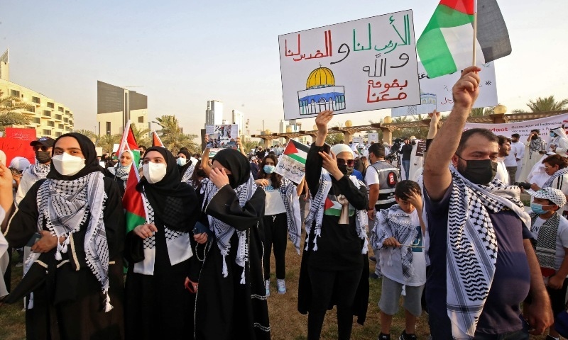 Kuwaitis protest in solidarity with the Palestinian people, in Kuwait City on May 19, 2021. — AFP Kuwaitis protest in solidarity with the Palestinian people, in Kuwait City on May 19, 2021. — AFP