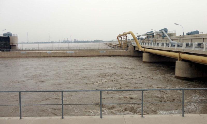 Punjab sees national food security under threat if the Indus River System Authority does not stop release of water from Mangla Dam at once to save water for the Rabi season. — PPI/File