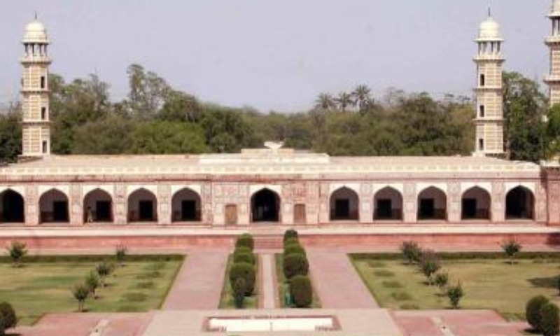 Mughal Emperor Jahangir’s Tomb at Shahdara needs urgent and comprehensive conservation costing around Rs100m to save the monument from further decay. — Photo courtesy Punjab Archaeology Dept website