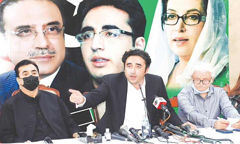 ISLAMABAD: PPP chairman Bilawal Bhutto-Zardari addressing a press conference on Wednesday.—White Star