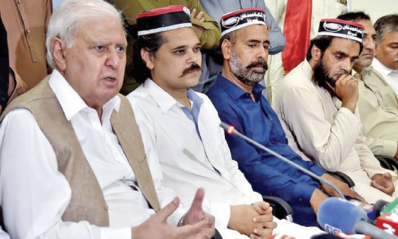 Aftab Sherpao addresses a presser in Peshawar on Sunday. — INP Aftab Sherpao addresses a presser in Peshawar on Sunday. — INP