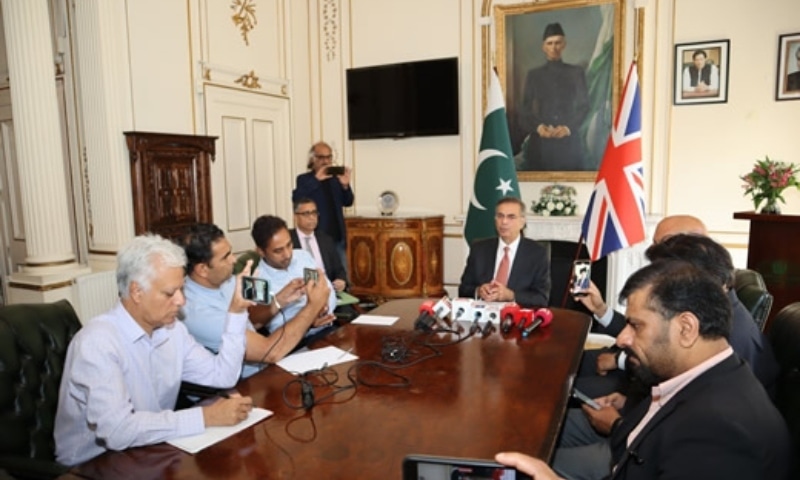 Pakistan High Commissioner to the UK, Moazzam Ahmad Khan, briefing media persons at the Pakistan High Commission, London on August 10. — Photo courtesy: Pakistan High Commission London website