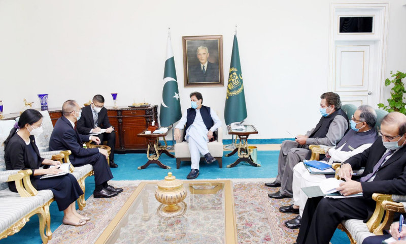 Prime Minister Imran Khan meets Chinese Ambassador Nong Rong (2-L) in Islamabad on Friday. — PID