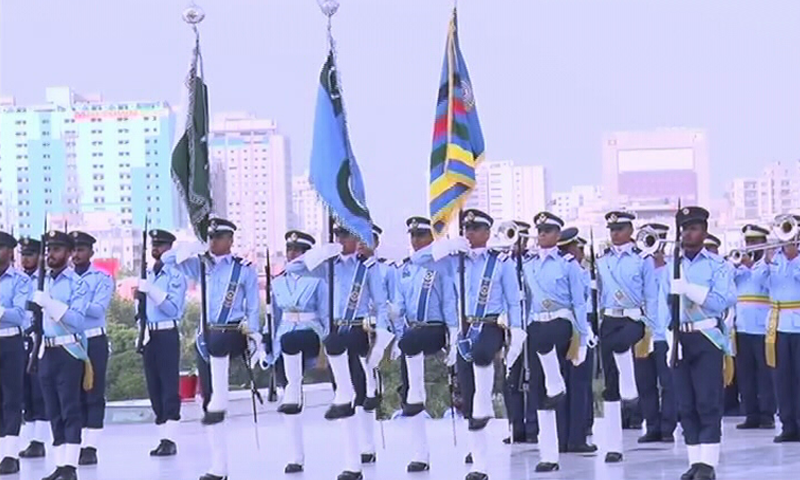 This screengrab shows the change of guard ceremony held at Quaid's mausoleum in relevance to the Defence Day. &mdash; DawnNewsTV