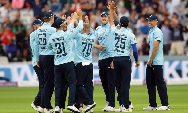 England's Craig Overton celebrates taking a catch to dismiss Pakistan's Saud Shakeel off the bowing of Matt Parkinson during the second One Day International at Lord's on July 10. &mdash; Reuters/File