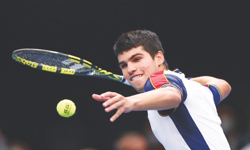 VIENNA: Spain’s Carlos Alcaraz celebrates after winning the Erste Bank Open quarter-final against Matteo Berrettini of Italy at Wiener Stadthalle.—Reuters
