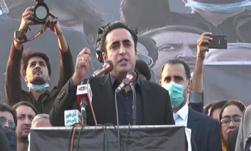 Bilawal Bhutto-Zardari addresses a rally in Peshawar on Tuesday. — DawnNewsTV