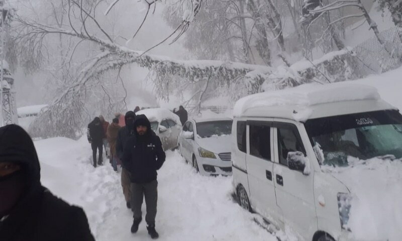 This picture shows cars stuck in snow in Murree. — Photo provided by Naveed Siddiqui