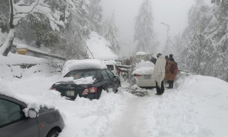 This picture shows cars stuck in snow in Murree. — Photo provided by Naveed Siddiqui