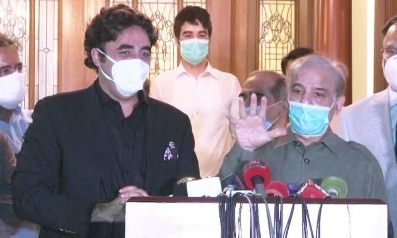 In this file photo, PPP chairperson Bilawal Bhutto-Zardari and PML-N president Shehbaz Sharif speak to the media in Lahore. — DawnNewsTV