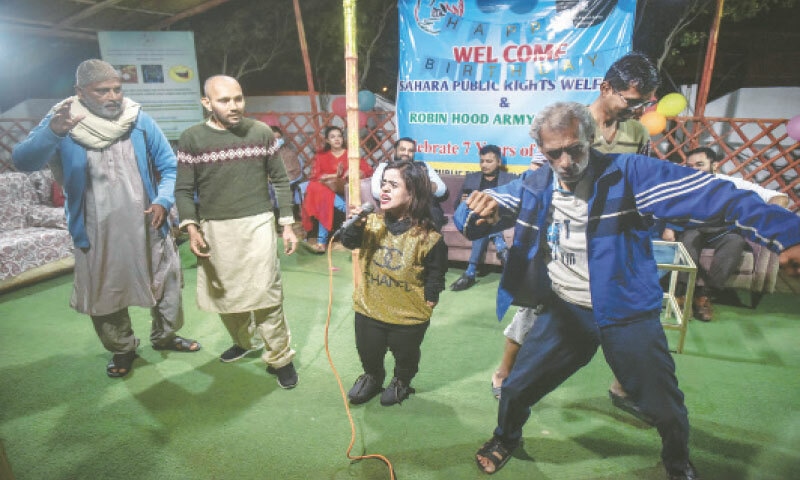 DIFFERENTLY-abled persons at the Sahara Vocational Training Centre sing and dance to the tune of folk songs to celebrate the RHA anniversary.—Fahim Siddiqi / White Star DIFFERENTLY-abled persons at the Sahara Vocational Training Centre sing and dance to the tune of folk songs to celebrate the RHA anniversary.—Fahim Siddiqi / White Star
