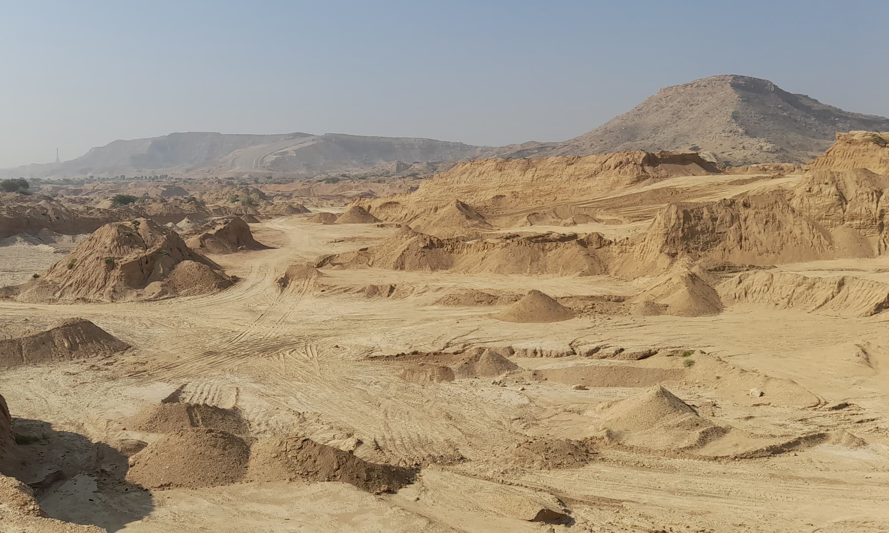 A sand mining site in Jamshoro. — White Star