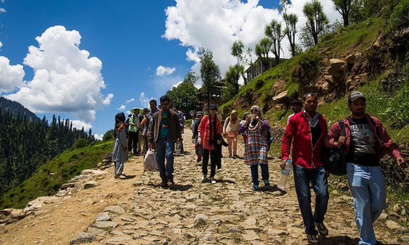 The Kaghan Development Authority on Tuesday formally stopped visitors from going to Siri Paye area in Shogran tourist resort in their own cars.&mdash; Photo courtesy Kalbe Ali