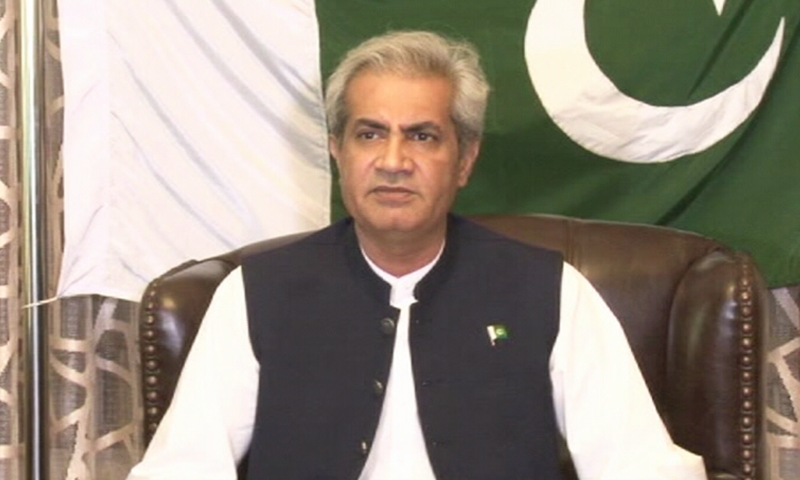 Former Punjab governor Omar Cheema addresses a press conference in Islamabad. —DawnNewsTV/File