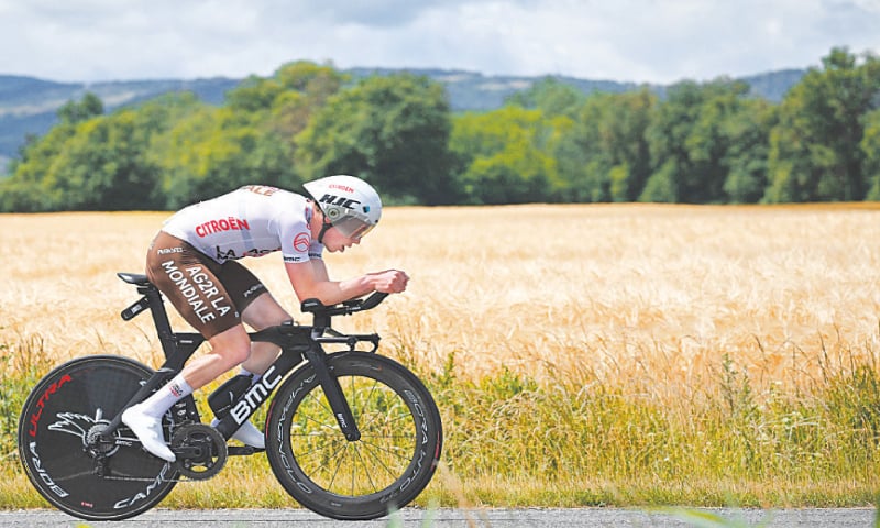 AG2R Citroen team’s Belgian rider Stan Dewulf competes during the fourth stage of the Criterium du Dauphine on Wednesday.—AFP AG2R Citroen team’s Belgian rider Stan Dewulf competes during the fourth stage of the Criterium du Dauphine on Wednesday.—AFP