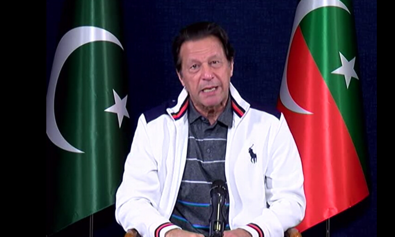 PTI Chairman Imran Khan speaks at a press conference on Tuesday. ⁠— DawnNewsTV