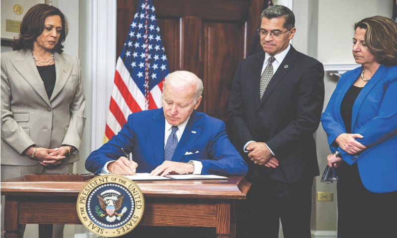 US PRESIDENT Joe Biden signs an executive order protecting access to reproductive health care services the White House.—AFP US PRESIDENT Joe Biden signs an executive order protecting access to reproductive health care services the White House.—AFP