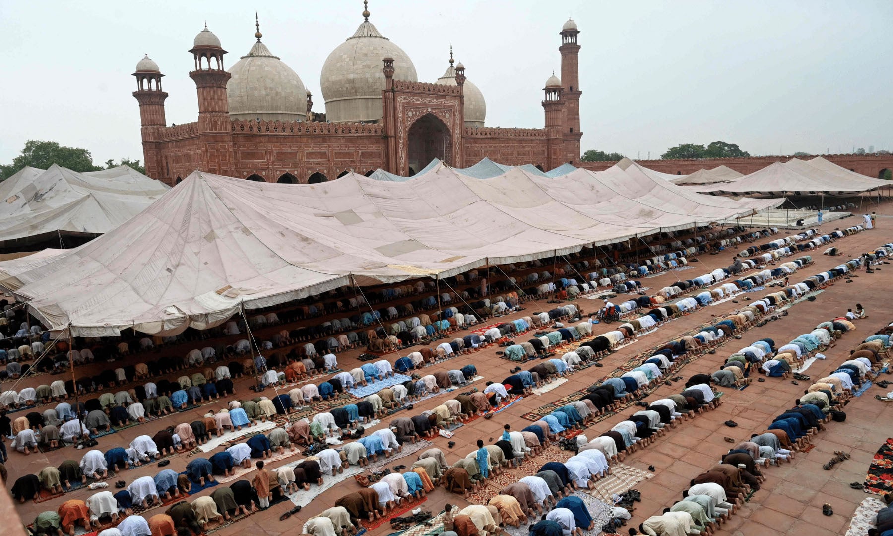 دنیا کے مختلف حصوں میں عید الاضحیٰ کے رنگ