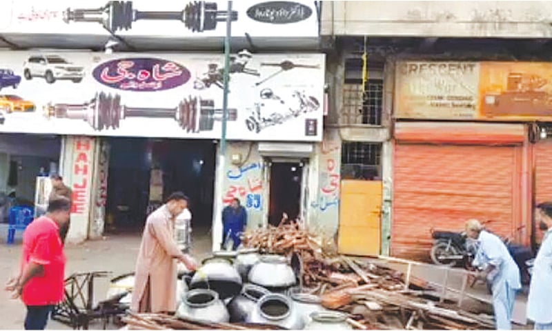 An old picture of preparations ahead of cooking haleem outside the famous auto-workshop at Lucky Star. An old picture of preparations ahead of cooking haleem outside the famous auto-workshop at Lucky Star.