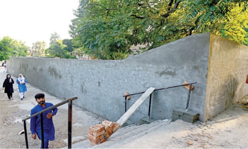 A sidewall, which was built by the CDA&rsquo;s sanitation directorate, was demolished a few days ago. &mdash; White Star