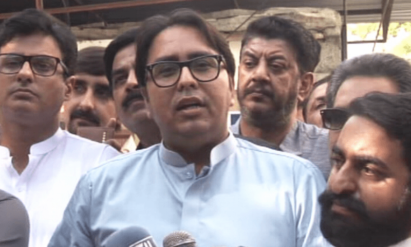 In this file photo, PTI leader Shahbaz Gill speaks to the media outside a court in Islamabad. — DawnNewsTV