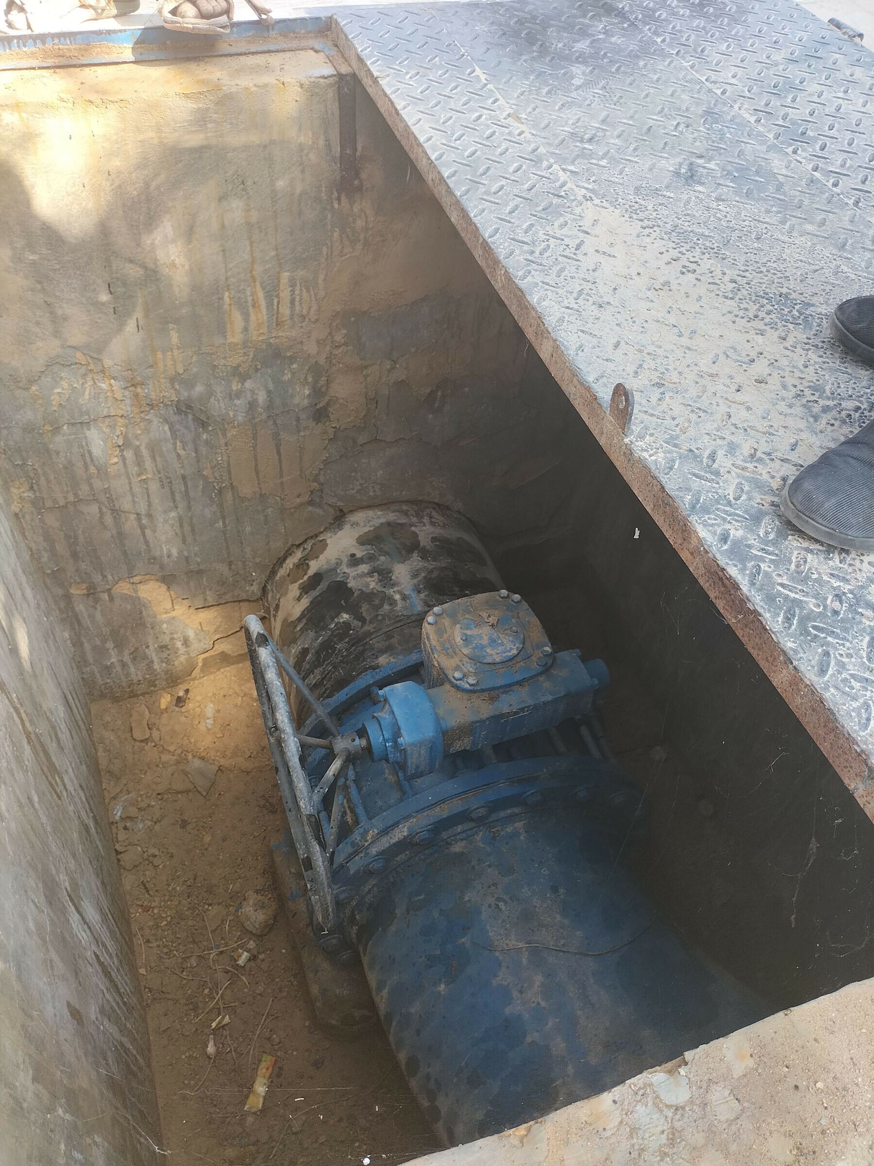 One of the 12&ldquo; connections for Bahria Town Karachi.