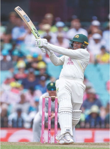 AUSTRALIAN opener Usman Khawaja pulls during his half-century knock in the third Test against South Africa at the Sydney Cricket Ground on Wednesday. —AFP